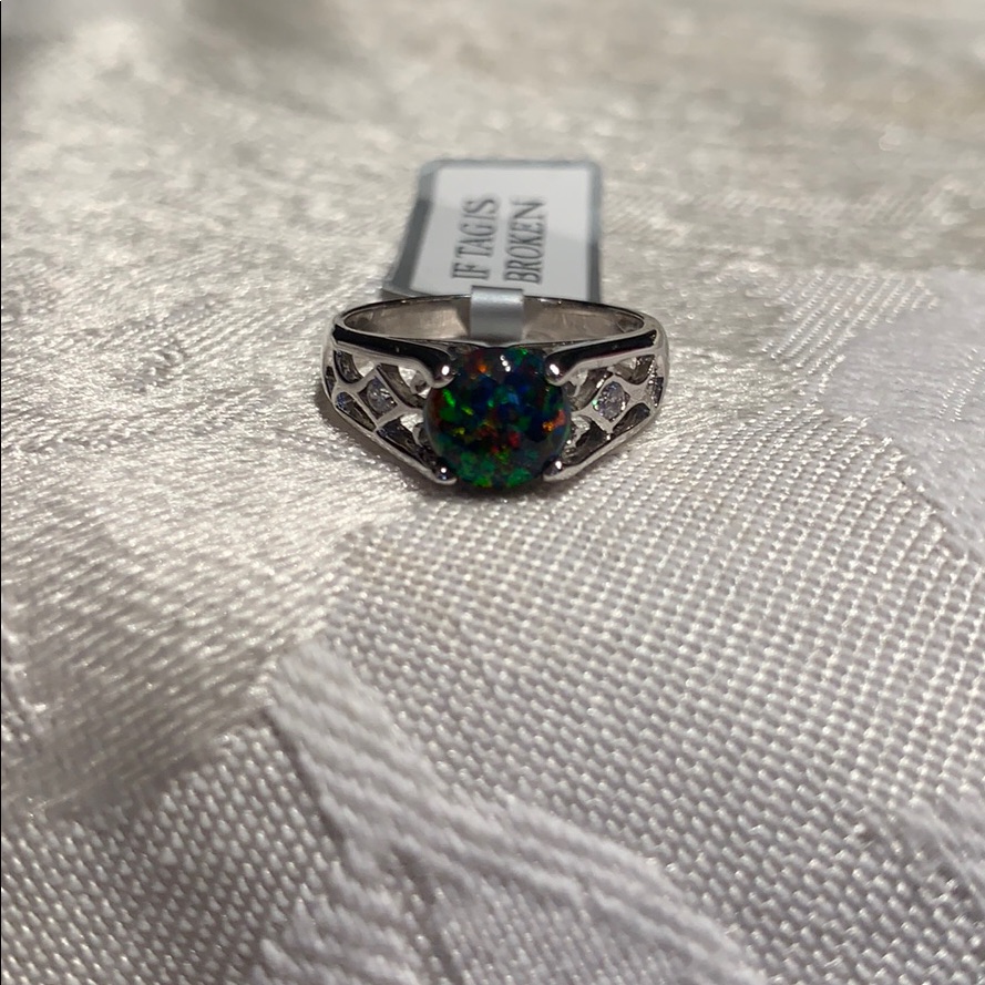 Black Opal Ring. Nwt